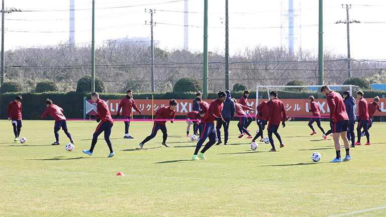 トップチームの練習見学中止およびクラブハウス施設の立入規制延長について