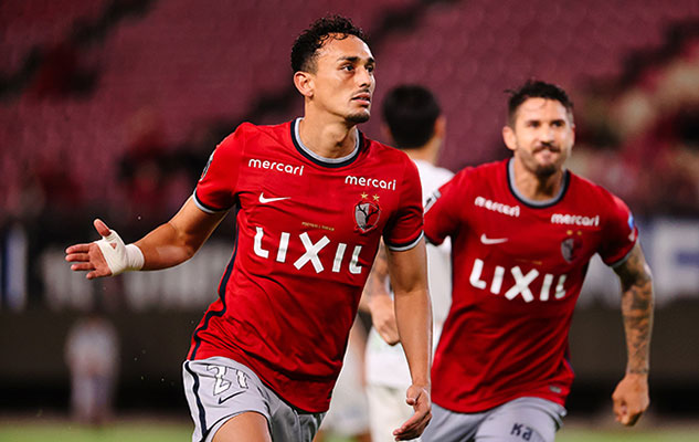 Match Photo Gallery: vs Gamba Osaka
