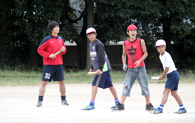 ホームタウン小学校訪問 鹿嶋市立鉢形小学校 鹿島アントラーズ オフィシャルサイト