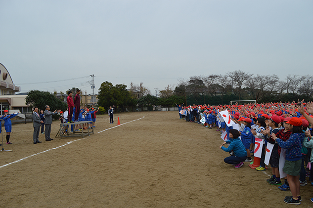 ホームタウン小学校訪問 鹿嶋市立三笠小学校 鹿島アントラーズ オフィシャルサイト