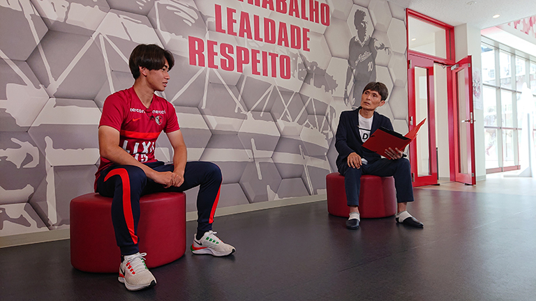 クラブオフィシャル番組 スカパー Lixil Presents Antlers Report Players Edition 荒木遼太郎選手 鹿島アントラーズ オフィシャルサイト