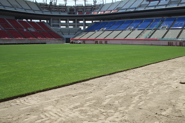 カシマサッカースタジアムを橋本茨城県知事が視察 鹿島アントラーズ オフィシャルサイト